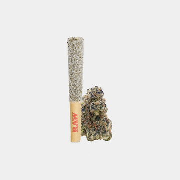 Black Truffle Diamond-Infused THCa Pre-Roll, smooth and earthy flavor. For a potent smoking experience, perfect for sharing.